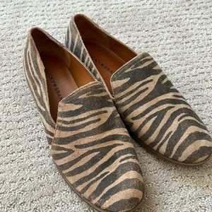 Lucky brand LK-Brazilian slip on